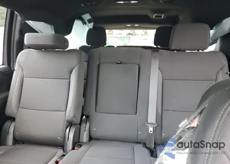 2023 Chevrolet Suburban C1500 Ls z USA, uszkodzony, nr VIN 1GNSCBKD4PR403603